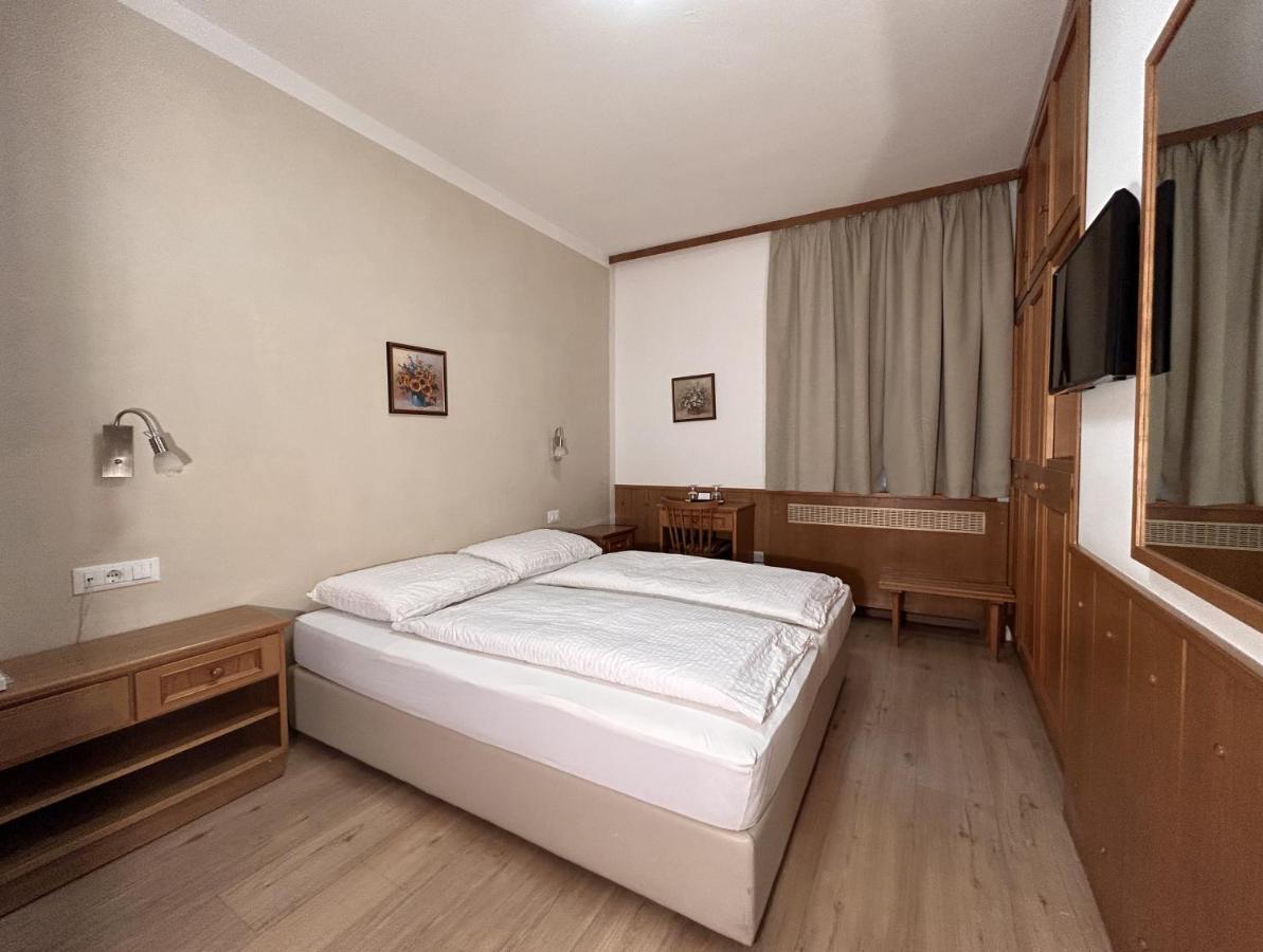 Roter Adler Otel Caldaro Dış mekan fotoğraf